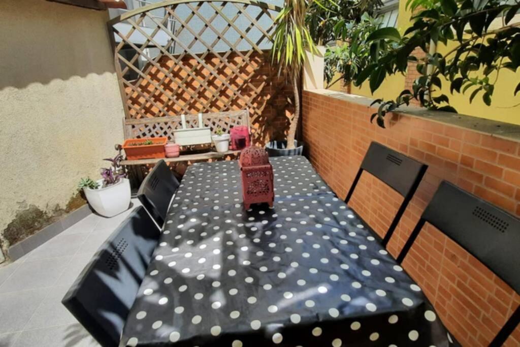 ליסבון Charming Sunny Terrace / One Bedroom Apartment מראה חיצוני תמונה
